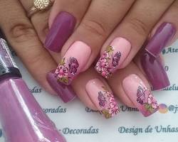 unhas decoradas lilas e roxas